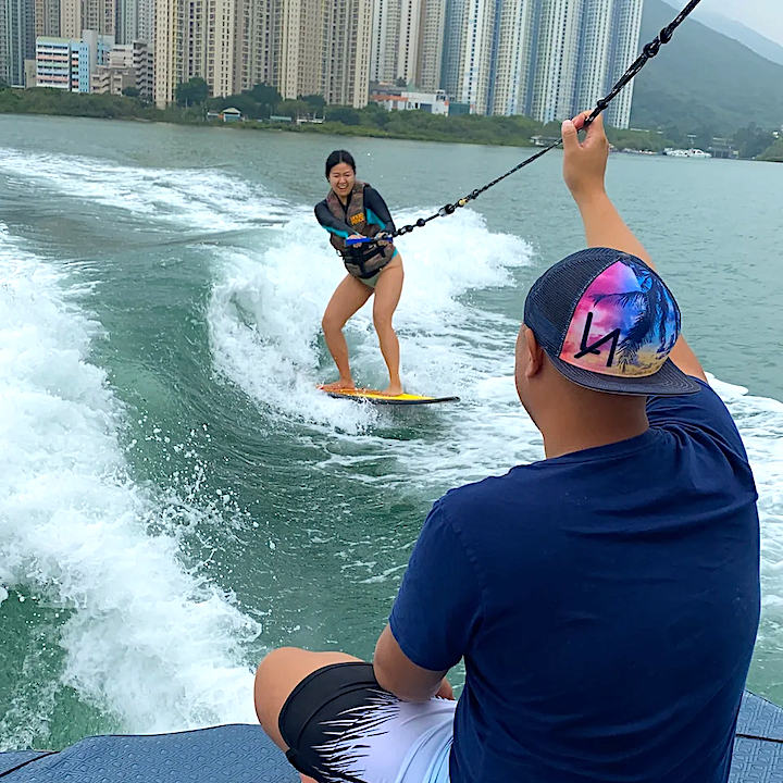 wakeboarding wakesurfing water sports hong kong fitness wakeaholic pro rider leo to coaching hourly rental one on one tung chung bay lantau island